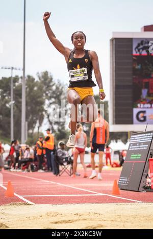 Alexandria Johnson dell'Arizona State finisce seconda nel salto lungo delle donne durante il 64° Mt San Antonio College Relays all'Hilmer Lodge Stadium On Foto Stock