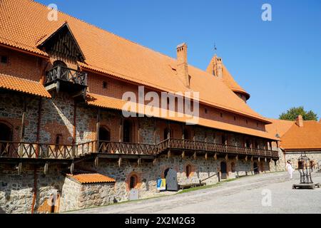 Trakai, Lituania - 11 settembre 2023 - castello medievale - cortile Foto Stock