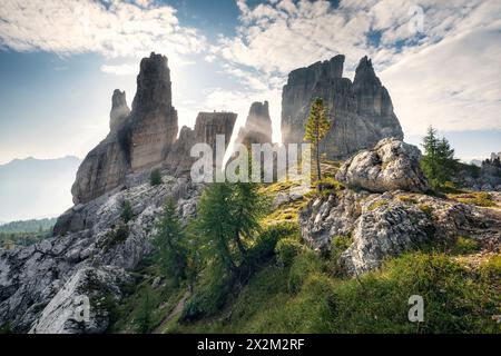 Geografia / viaggi, Italia, alto Adige, Dolomiti, cinque Torri, ULTERIORI-DIRITTI-AUTORIZZAZIONE-INFORMAZIONI-NON-DISPONIBILI Foto Stock