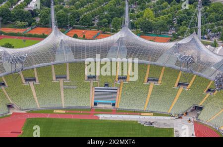 DAS Münchner Olympiastadion War 1972 Austragungsstätte für die olympischen Sommerspiele in der Landeshauptstadt. Es Hat eine Kapazität von 69'250 Zusc Foto Stock