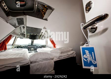 HOTEL JUMBO STAY IN UN BOEING 747 SMANTELLATO A STOCCOLMA Foto Stock