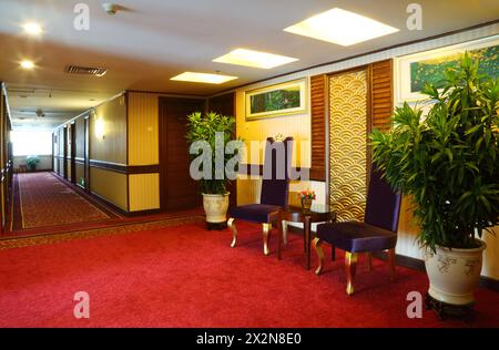 GUANGZHOU - novembre 25: Appartamenti in Bailing hotel il 25 novembre 2011 a Guangzhou, Cina. L'hotel è stato rinnovato di recente. Foto Stock