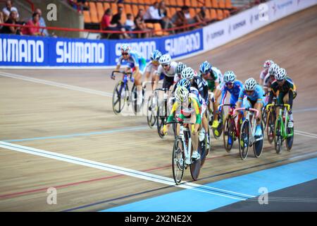 MOSCA - 19 AGOSTO: Ciclisti femminili gareggiano ai campionati mondiali di atletica leggera UCI il 19 agosto 2011 a Mosca, Russia. Foto Stock