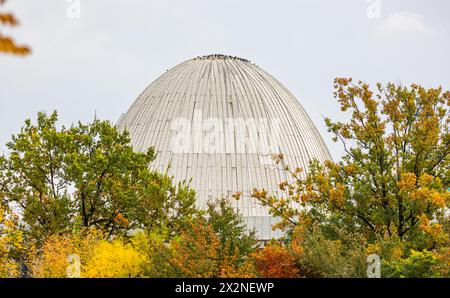 Der Forschungsreaktor der Technischen Universität München (TUM) wird auch als Atomei Garching bezeichnet. (Garching B. München, Deutschland, 09.10.202 Foto Stock