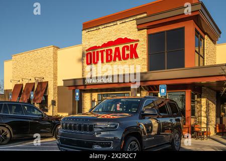 Ristorante Outback Steakhouse al tramonto a Snellville, Georgia. (USA) Foto Stock