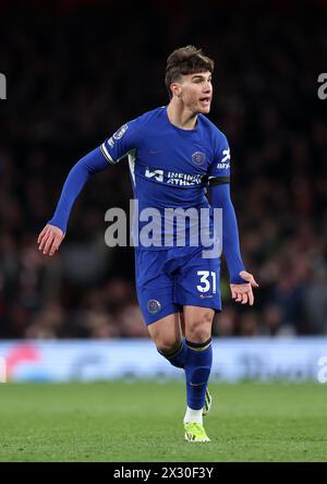 Londra, Regno Unito. 23 aprile 2024. Cesare Casadei del Chelsea durante la partita di Premier League all'Emirates Stadium di Londra. Il credito per immagini dovrebbe essere: David Klein/Sportimage Credit: Sportimage Ltd/Alamy Live News Foto Stock