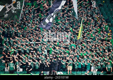 Il Beijing Guoan Football Club ha sconfitto il Qingdao West Coast Football Club con 4-1 nel settimo turno della Chinese Super League (CSL) 2024 a Pechino, Foto Stock