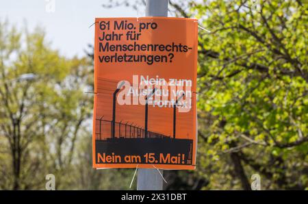 Ein Abstimmungsplakat wirbt für ein nein zur Übernahme der EU-Verordnung über die Europäische Grenz- und Küstenwache. DAS Schweizer Stimmvolk wird AM Foto Stock