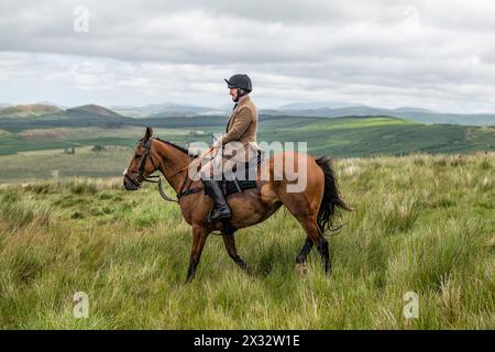 Redeswire, Jedburgh, Scottish Borders, Scozia, Regno Unito. 1 luglio 2023. Stuart Hogg, capitano della Scotland Rugby Union e leone britannico, prende parte al Jeth Foto Stock