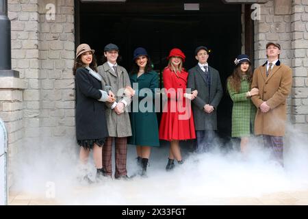 Rust, Deutschland 24. Aprile 2024: Pressekonferenz Themenbereich Kroatien - Eröffnung Voltron Nevera 2024 Im Bild: SIE zeigten kroatische Tradition im Europapark Rust Europa Park Baden Württemberg *** Rust, Germania 24 aprile 2024 Conferenza stampa area tematica Croazia apertura Voltron Nevera 2024 nella foto hanno mostrato la tradizione croata all'Europapark Rust Europa Park Baden Württemberg Copyright: xFotostandx/xHettichx Foto Stock