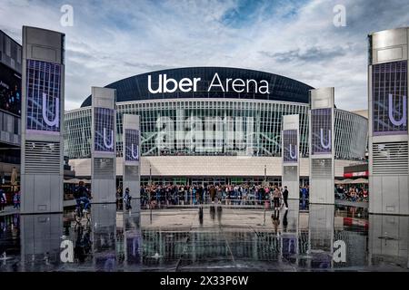 Uber Arena, bis 2015 O2 World Berlin, bis März 2024 Mercedes-Benz-Arena, Mehrzweckhalle, Sportveranstaltungen, Konzerte, eventi, Umbennung zur Uber-AR Foto Stock