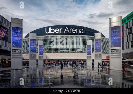 Uber Arena, bis 2015 O2 World Berlin, bis März 2024 Mercedes-Benz-Arena, Mehrzweckhalle, Sportveranstaltungen, Konzerte, eventi, Umbennung zur Uber-AR Foto Stock