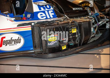 04/23/2024 Torino (italia) Dettagli della centralina elettronica Magneti Marelli installata sulla Williams Renault di Ayrton Senna Foto Stock
