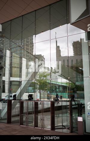 NEW YORK - 23 agosto 2014: Ingresso alla Julliard School, conservatorio di arti dello spettacolo istituito nel 1905 Foto Stock