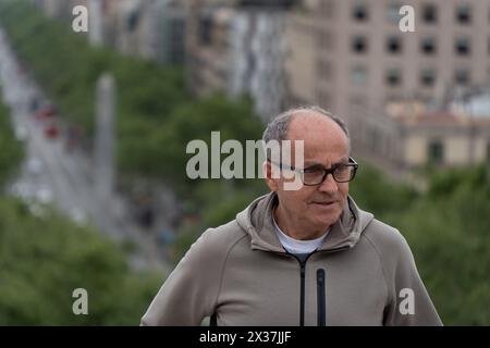 Barcellona, Spagna. 25 aprile 2024. Il Barcelona Film Festival presenta diversi film nell'ambito del festival di Barcellona, con i film "Free Fall, King Peret, Maria Montessori e Jeff Koons: a Private Portrait El Festival de Cine de Barcelona presenta varias pel'culas en el marco del festival barcelons, incluyendo las pel'culas 'Caida libre, El rey Peret, Mar'a Montessori y Jeff Koons: un retrato privado nella foto: pappi corsicato News entertainment - Barcellona, Spagna giovedì 25 aprile 2024 (foto di Eric Renom/LaPresse) crediti: LaPresse/Alamy Live News Foto Stock