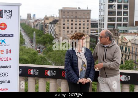 Barcellona, Spagna. 25 aprile 2024. Il Barcelona Film Festival presenta diversi film nell'ambito del festival di Barcellona, con i film "Free Fall, King Peret, Maria Montessori e Jeff Koons: a Private Portrait El Festival de Cine de Barcelona presenta varias pel'culas en el marco del festival barcelons, incluyendo las pel'culas 'Caida libre, El rey Peret, Mar'a Montessori y Jeff Koons: un retrato privado nella foto: pappi corsicato News entertainment - Barcellona, Spagna giovedì 25 aprile 2024 (foto di Eric Renom/LaPresse) crediti: LaPresse/Alamy Live News Foto Stock