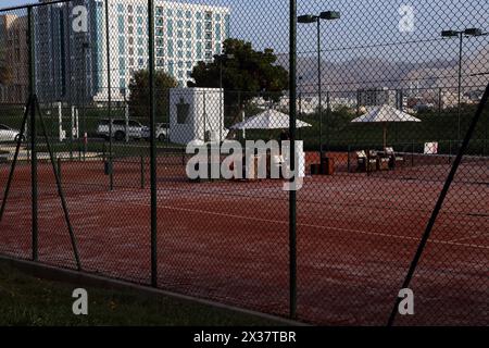 Campi da tennis al Chedi Hotel 5 stelle Luxury Resort Muscat Oman Foto Stock