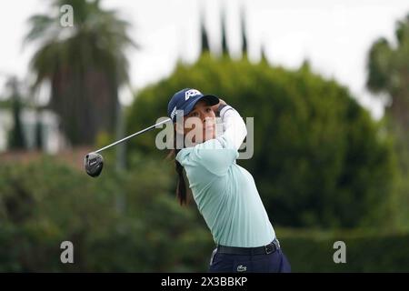 25 aprile 2024: LPGA - Ladies Professional Golf Association - CELINE BOUTIER al JM Eagle LA Championship 2024, presentato da Plastpro, Wilshire Country Club, Los Angeles, CA, USA, 25 aprile 2024.Credit Image cr Scott Mitchell/ZUMA Press (Credit Image: © Scott Mitchell/ZUMA Press Wire) SOLO PER USO EDITORIALE! Non per USO commerciale! Foto Stock