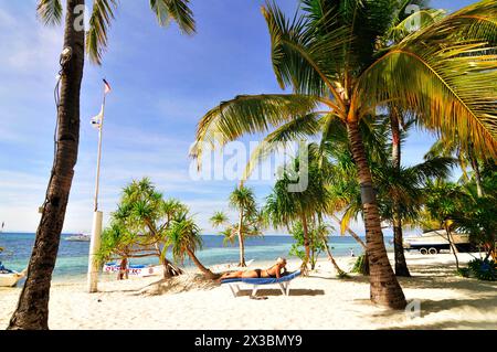 La splendida isola di Malapascua nel centro di Visayas, nelle Filippine. Foto Stock