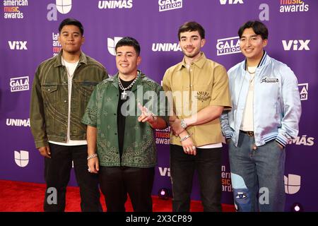 Las Vegas, Stati Uniti. 25 aprile 2024. Arriva per i Latin American Music Awards 2024 alla Grand Garden Arena dell'MGM Resort and Casino di Las Vegas, Nevada, giovedì 25 aprile 2024. Foto di James Atoa/UPI credito: UPI/Alamy Live News Foto Stock