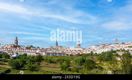 Vista panoramica di Jerez de los Caballeros, provincia di Badajoz, Spagna Foto Stock