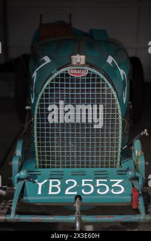 1928 Bugatti Type 35B di Niall Dyer, partecipante al trofeo Grover Williams al 81° meeting dei membri, Goodwood Motor Racing Circuit, Chichester, Regno Unito Foto Stock