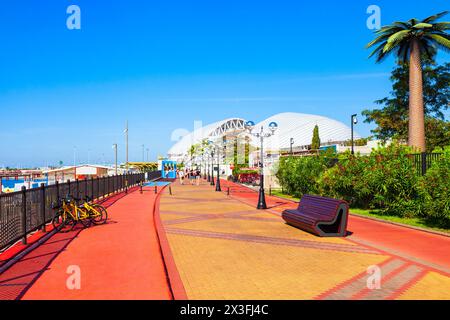 Imeretinsky spiaggia terrapieno nella città di Sochi in Krasnodar Krai, Russia Foto Stock