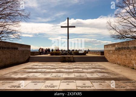 MEERSBURG, GERMANIA - 31 MARZO 2024: Monumento alle vittime della prima guerra mondiale sulle rive del lago di Costanza a Meersburg Foto Stock