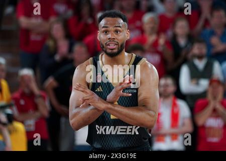 Monaco. 26 aprile 2024. Il giocatore di Monaco Elie Okobo in azione durante l'Euroleague Playoff COME Monaco e Fenerbahce Beko Istanbul alla Salle Gaston Medecin di Monaco il 26 aprile 2024 Foto Stock