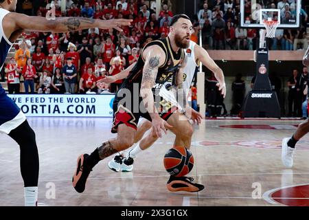 Monaco. 26 aprile 2024. Il giocatore di Monaco Mike James in azione durante l'Euroleague Playoff COME Monaco e Fenerbahce Beko Istanbul alla Salle Gaston Medecin di Monaco il 26 aprile 2024 Foto Stock