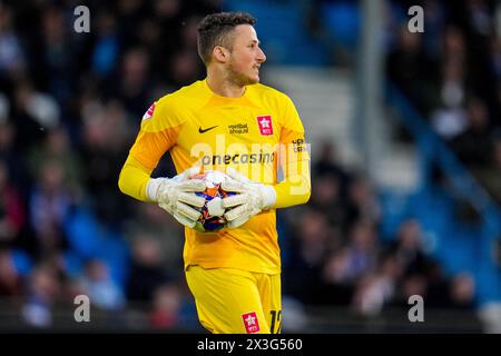 Doetinchem, Paesi Bassi. 26 aprile 2024. DOETINCHEM, PAESI BASSI - APRILE 26: Romain Matthys portiere del MVV Maastricht durante la partita olandese Keuken Kampioen Divisie tra De Graafschap e MVV Maastricht allo Stadion De Vijverberg il 26 aprile 2024 a Doetinchem, Paesi Bassi. (Foto di Rene Nijhuis/Orange Pictures) credito: Orange Pics BV/Alamy Live News Foto Stock