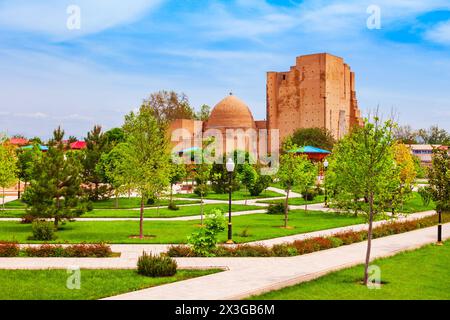 Dorus Saodat o Mausoleo Jahangir nell'antica città di Shahrisabz in Uzbekistan Foto Stock