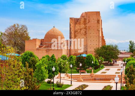 Dorus Saodat o Mausoleo Jahangir nell'antica città di Shahrisabz in Uzbekistan Foto Stock