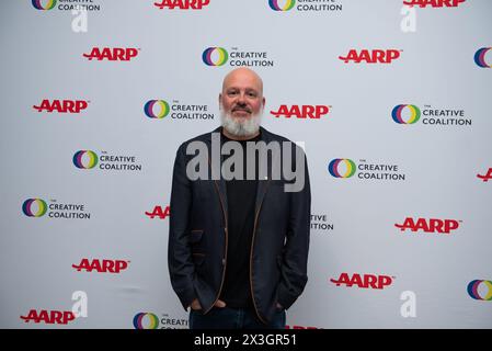 David Cross partecipa alla cena di beneficenza "Right to Bear Arts" della Creative Coalition presso il Madison Hotel a Washington DC il 26 aprile 2024. (Foto di Annabelle Gordon/Sipa USA) credito: SIPA USA/Alamy Live News Foto Stock