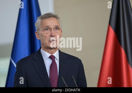 Berlino, Germania 26. Aprile 2024: Pressestatements von Bundeskanzler Scholz und NATO-Generalsekretär Stoltenberg - 26.04.2024 IM Bild: Jens Stoltenberg, NATO-Generalsekretär *** Berlino, Germania 26 aprile 2024 comunicati stampa del Cancelliere federale Scholz e del Segretario generale della NATO Stoltenberg 26 04 2024 foto Jens Stoltenberg, Segretario generale della NATO Copyright: XFotostandx/xReuhlx Foto Stock