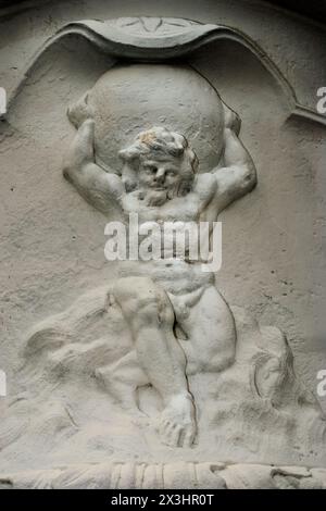 Titan Atlante che regge il cielo, Giardini Herrenhausen, Hannover, bassa Sassonia, Germania, Europa Foto Stock