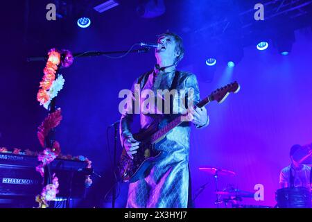 LONDRA, INGHILTERRA - APRILE 26: Crispian Mills di «Kula Shaker» che si esibisce all'Electric Ballroom di Camden il 26 aprile 2024 a Londra, Inghilterra.CAP/Mar ©Mar/Capital Pictures Credit: Phil Loftus/Alamy Live News Foto Stock