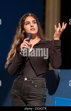 Melia Kara, attrice protagonista del film Ellenbogen all'International Women's Film Festival (IFFF Dortmund+Colonia) Foto Stock