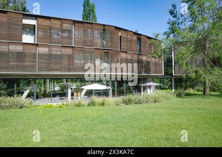 Pirque, Cile - 24 novembre 2023: Giardini botanici presso l'hotel Las Majadas vicino Santiago, Cile Foto Stock