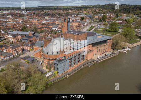 Vista aerea dei teatri Royal Shakespeare e Swan, Stratford Upon Avon, Regno Unito. Foto Stock