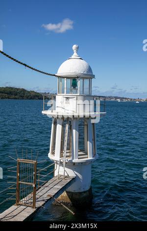 Robertson(s) Point Light Lighthouse aka Cremorne Point Lighthouse on Cremorne Point Headland Sydney Lower North shore, NSW, Australia, 2024 Foto Stock