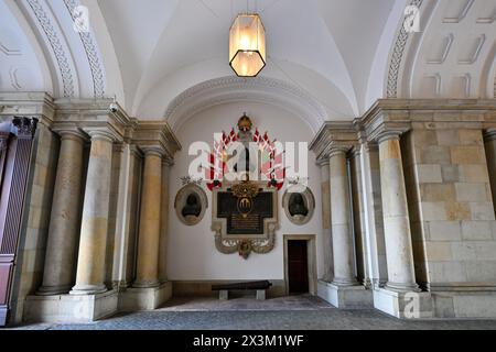 Copenaghen, Danimarca - 18 luglio 2023: Palazzo di Christiansborg nel giorno di sole estivo, Copenaghen, Danimarca Foto Stock