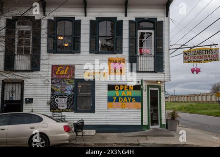 New Orleans, in Louisiana. Elizabeth's Restaurant, Bywater distretto. Foto Stock