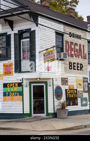 New Orleans, in Louisiana. Elizabeth's Restaurant, Bywater distretto. Foto Stock