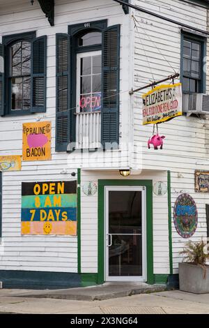 New Orleans, in Louisiana. Elizabeth's Restaurant, Bywater distretto. Foto Stock