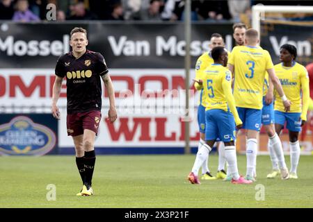 WAALWIJK - Jens Toornstra del FC Utrecht durante la partita olandese Eredivisie tra RKC Waalwijk e FC Utrecht al Mandemakers Stadium il 28 aprile 2024 a Waalwijk, Paesi Bassi. ANP JEROEN PUTMANS Foto Stock