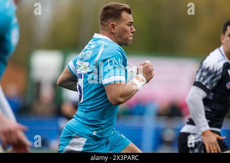 Newcastle, Regno Unito. 5 gennaio 2024. Joe Carpenter di sale Sharks si rompe durante il Gallagher Premiership match tra Newcastle Falcons e sale Sharks a Kingston Park, Newcastle, domenica 28 aprile 2024. (Foto: Chris Lishman | mi News) crediti: MI News & Sport /Alamy Live News Foto Stock