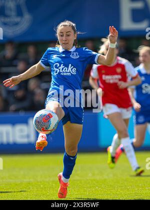 Walton Hall Park Stadium, Regno Unito. 28 aprile 2024. Megan Finnigan (20 Everton) durante la Barclays Women Super League tra Everton e Arsenal al al Walton Hall Park Stadium di Liverpool, Inghilterra 28 aprile 2024 | foto: Jayde Chamberlain/SPP. Jayde Chamberlain/SPP (Jayde Chamberlain/SPP) credito: SPP Sport Press Photo. /Alamy Live News Foto Stock