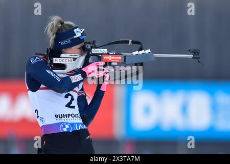 Ruhpolding, Germania. 12 gennaio 2024. RUHPOLDING, GERMANIA - 12 GENNAIO: Samuela Comola d'Italia gareggia durante la Sprint femminile 7,5 km alla BMW IBU World Cup Biathlon Ruhpolding il 12 gennaio 2024 a Ruhpolding, Germania.240112 SEPA 24 053 - 20240112 PD22929 credito: APA-PictureDesk/Alamy Live News Foto Stock