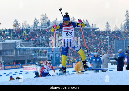 Ruhpolding, Germania. 12 gennaio 2024. RUHPOLDING, GERMANIA - 12 GENNAIO: La svedese Sara Andersson gareggia durante la Sprint femminile 7,5 km al BMW IBU World Cup Biathlon Ruhpolding il 12 gennaio 2024 a Ruhpolding, Germania.240112 SEPA 24 049 - 20240112 PD22933 credito: APA-PictureDesk/Alamy Live News Foto Stock